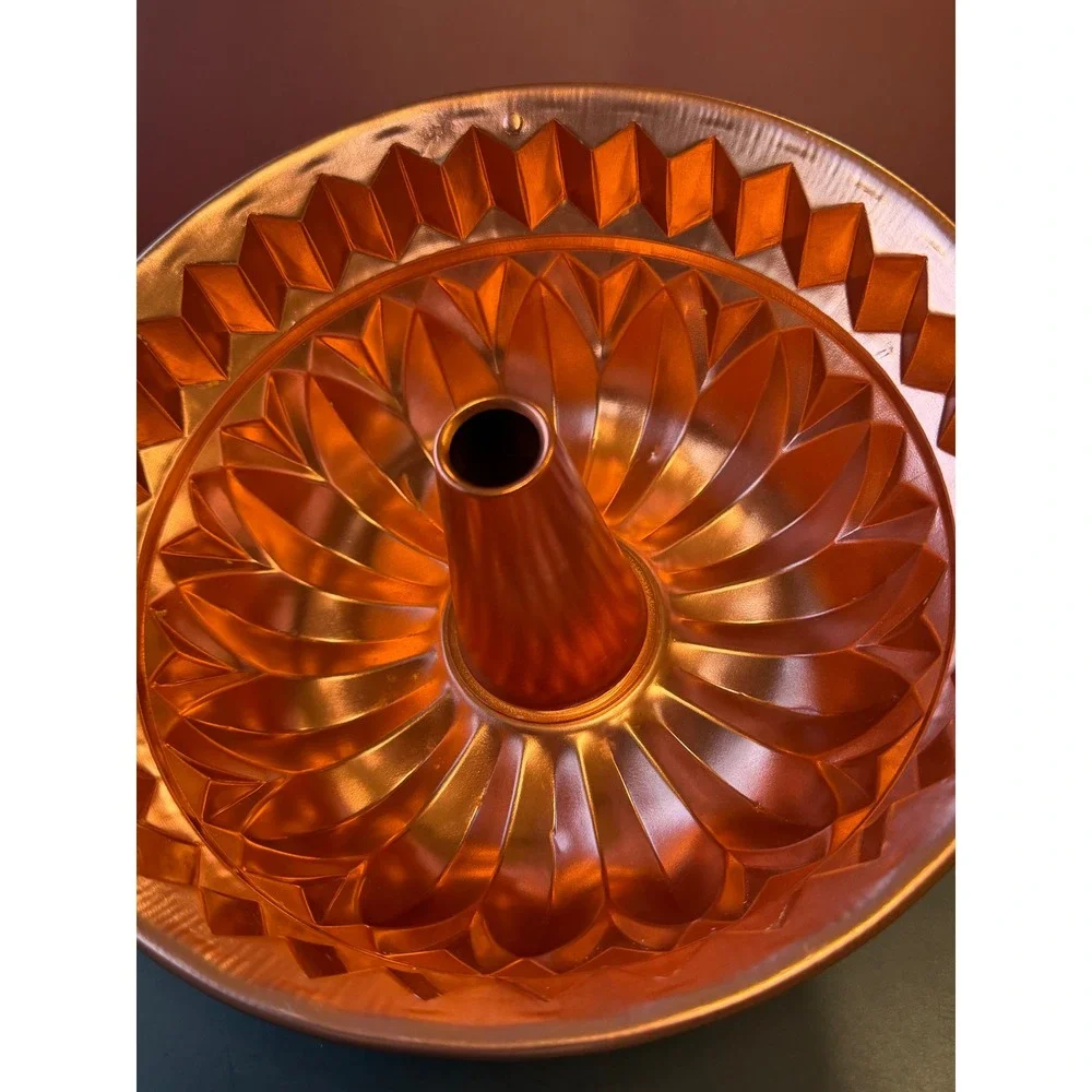 Vintage Coppe Bundt Cake Pan Geometric Floral Mold 9 Inch
